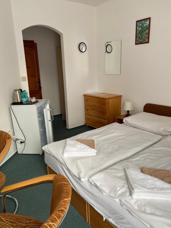 Pension Holiday Vrchlabi Bagian luar foto