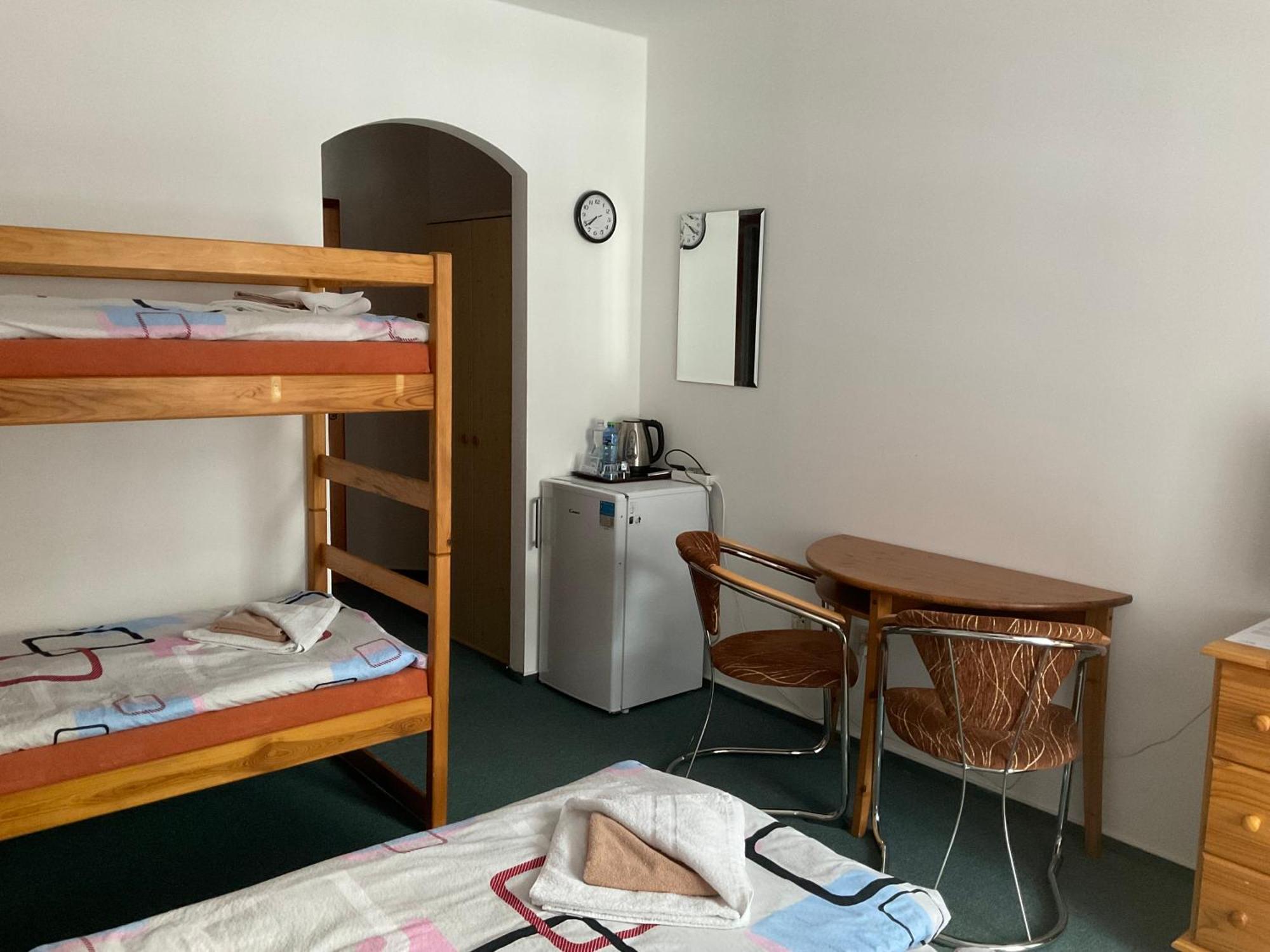 Pension Holiday Vrchlabi Bagian luar foto