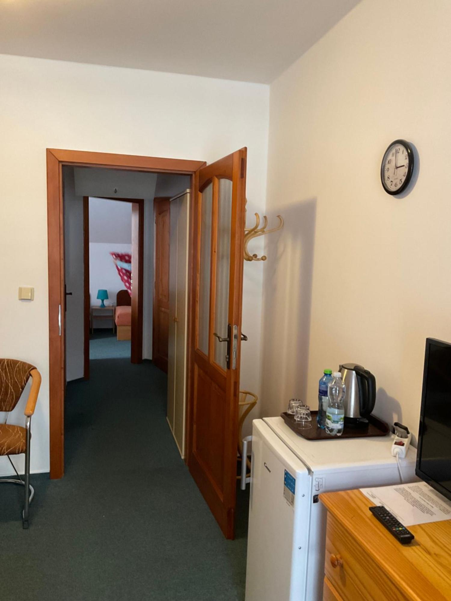 Pension Holiday Vrchlabi Bagian luar foto